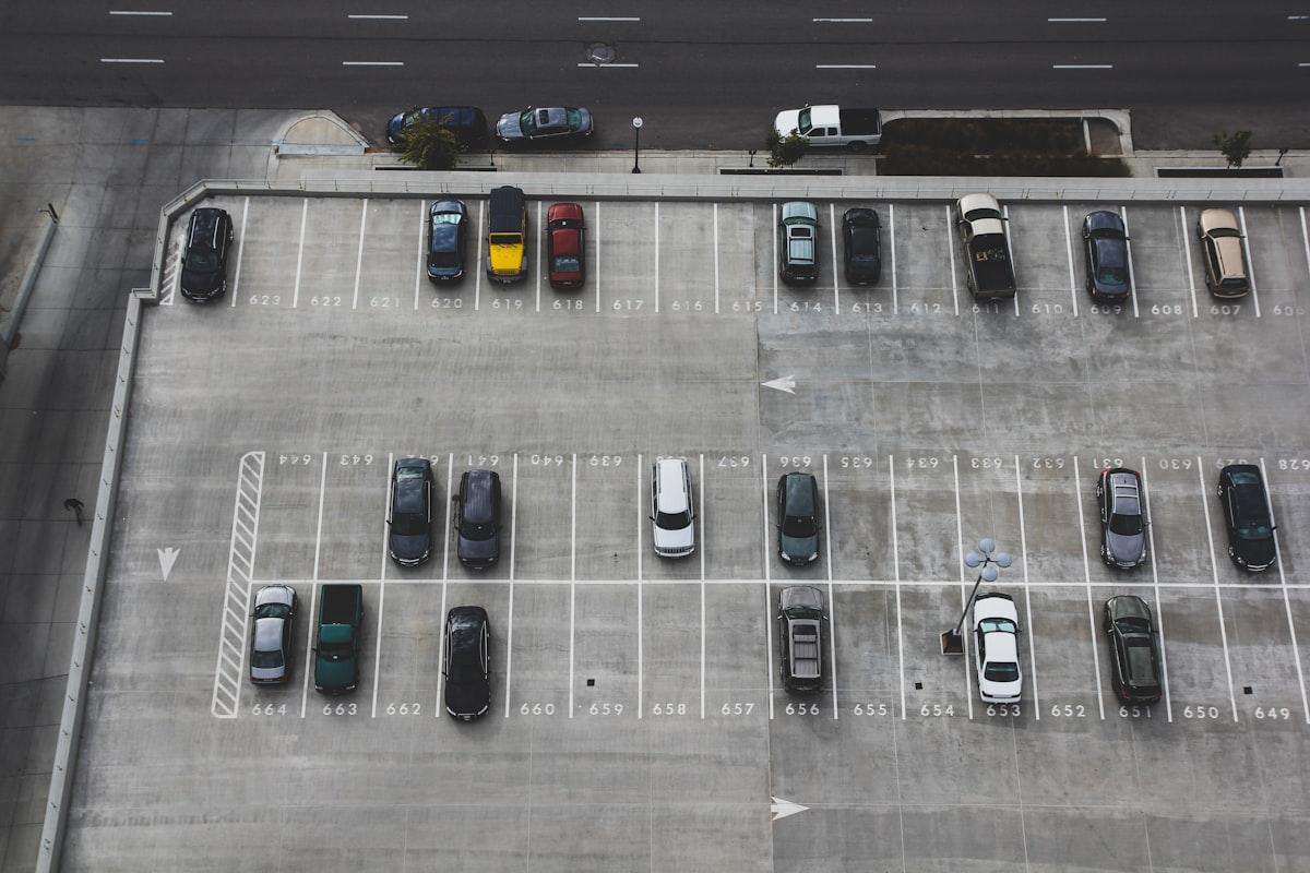 Modern parking facility managed through digital systems